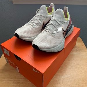 Nike React Infinity Run FK